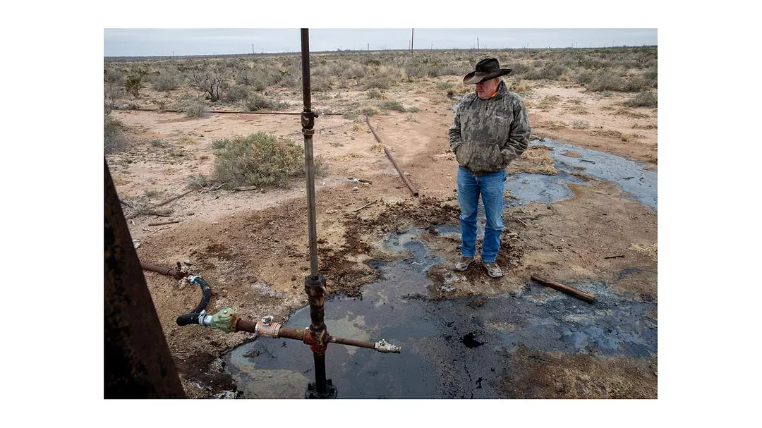 Crude oil puddles